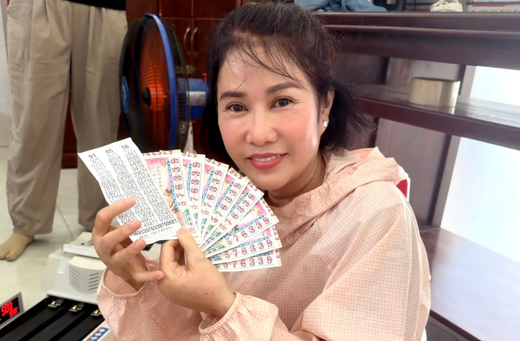 Đi uống tr&agrave; sữa, &ldquo;em trai 2k&rdquo; tr&uacute;ng độc đắc 16 tỉ đồng xổ số miền Nam - Ảnh 2.