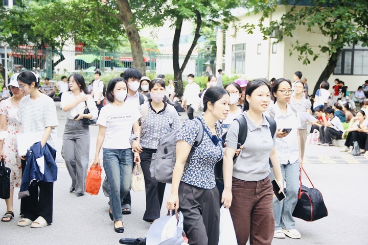Kỷ lục gần 23.000 th&iacute; sinh thi Đ&aacute;nh gi&aacute; năng lực Đại học Sư phạm H&agrave; Nội- Ảnh 7.
