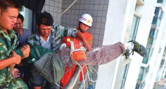 Người c&ocirc;ng nh&acirc;n su&yacute;t chết v&igrave; h&agrave;nh động t&agrave;n nhẫn của đứa trẻ mới... 10 tuổi: Đừng bao giờ bao biện "trẻ con biết g&igrave; đ&acirc;u!"- Ảnh 1.