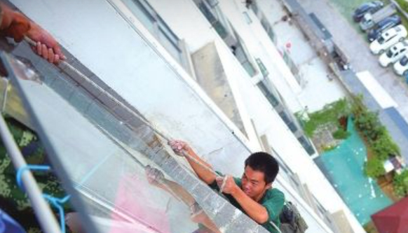 Người c&ocirc;ng nh&acirc;n su&yacute;t chết v&igrave; h&agrave;nh động t&agrave;n nhẫn của đứa trẻ mới... 10 tuổi: Đừng bao giờ bao biện "trẻ con biết g&igrave; đ&acirc;u!"- Ảnh 2.