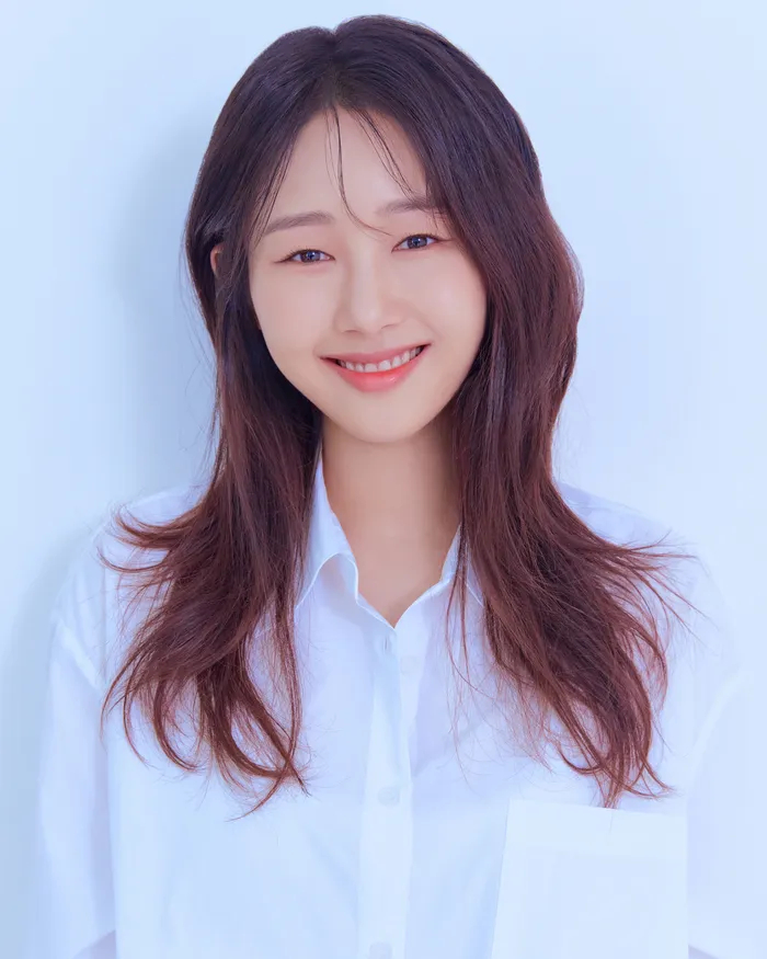 Soo Bin kết h&ocirc;n ở tuổi 30, nhan sắc c&ocirc; d&acirc;u xinh đẹp ng&uacute;t ng&agrave;n- Ảnh 1.