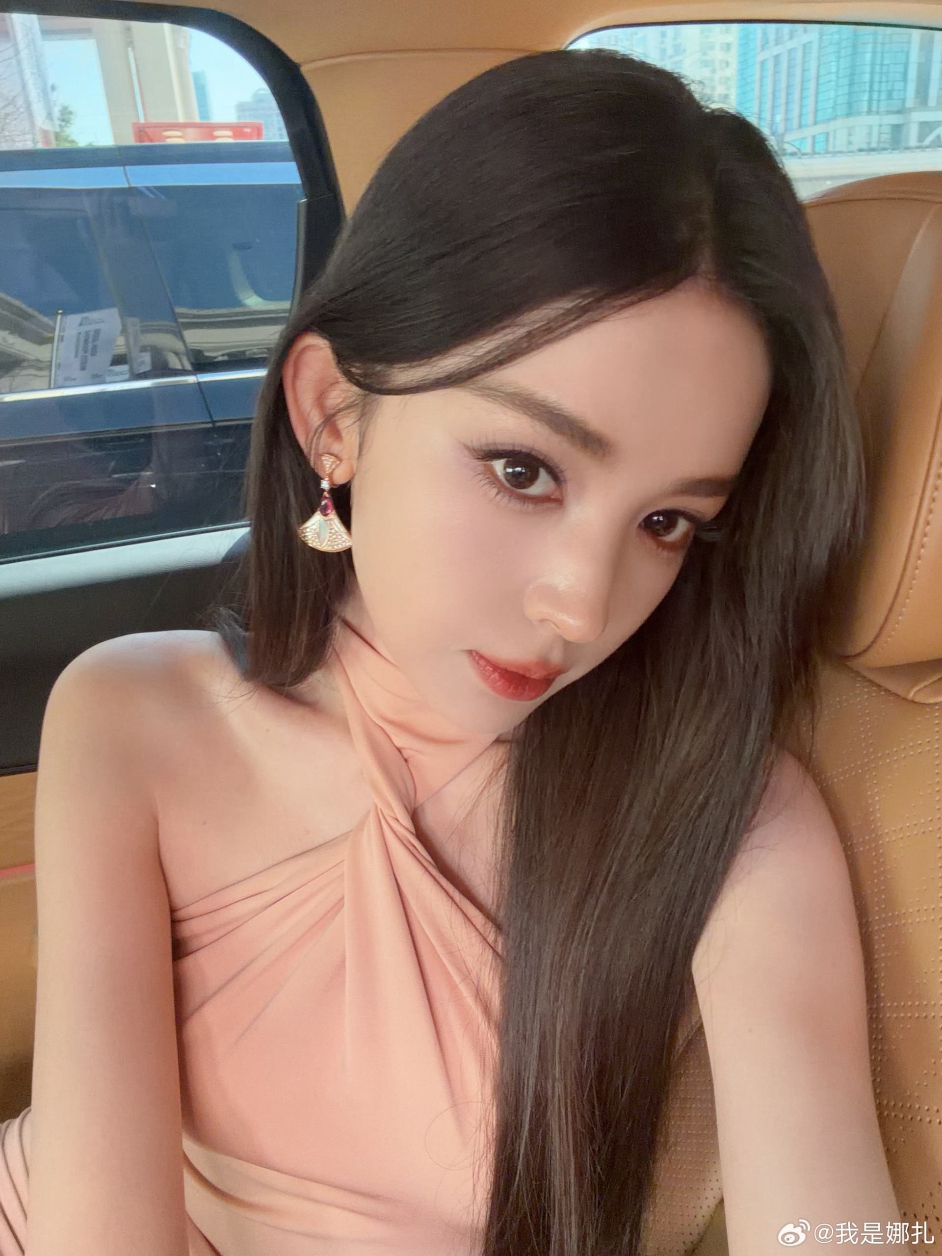 10 mỹ nhân đẹp nhất Trung Quốc 2026: Địch Lệ Nhiệt Ba xếp sau Dương Tử, hạng 1 nhan sắc không thuộc về trần gian- Ảnh 3. 10 mỹ nhân đẹp nhất Trung Quốc 2026: Địch Lệ Nhiệt Ba xếp sau Dương Tử, hạng 1 nhan sắc không thuộc về trần gian- Ảnh 3.