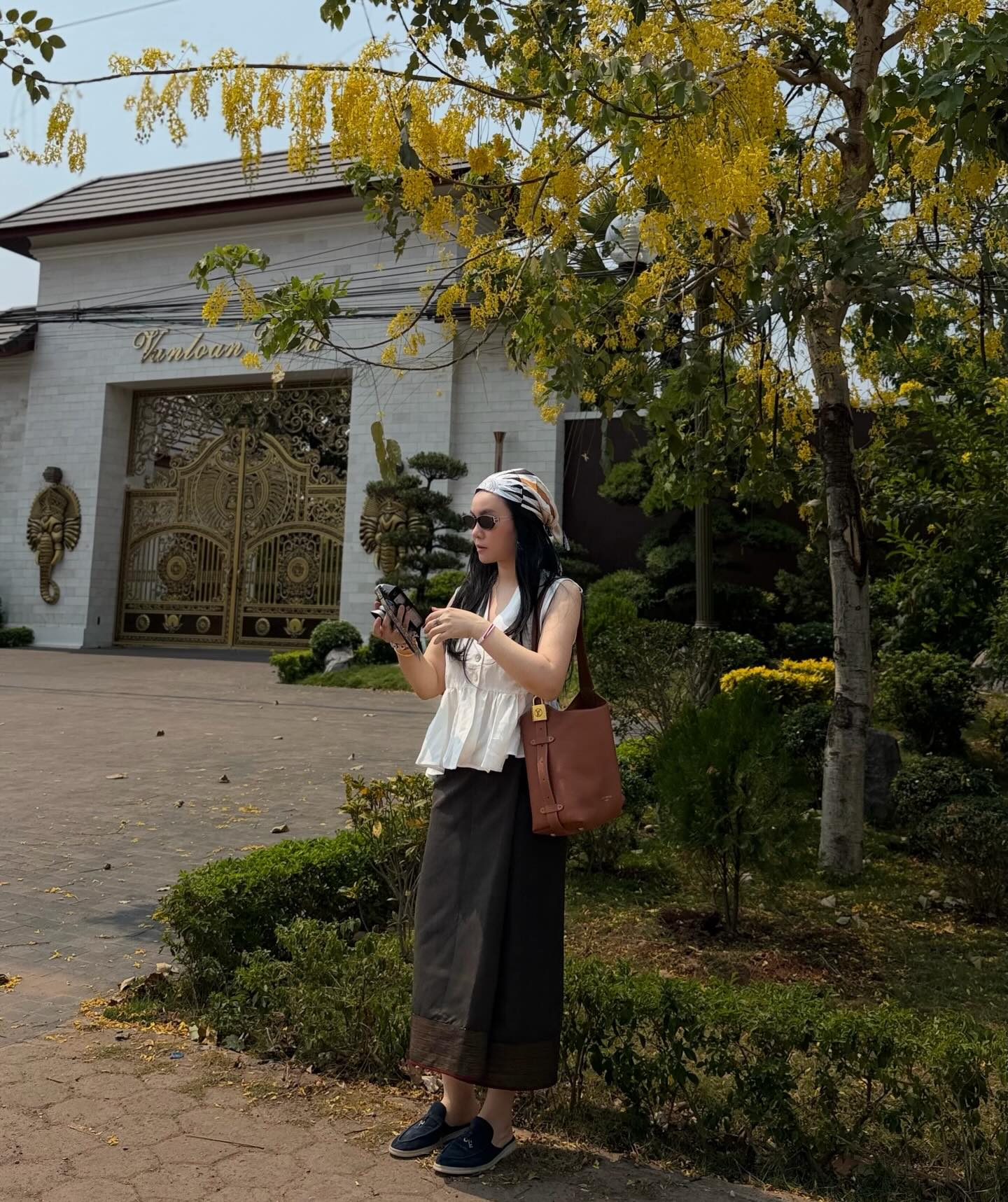 N&agrave;ng d&acirc;u ngoại quốc c&oacute; gia thế "khủng" nhất Việt Nam, mỗi lần về nh&agrave; ngoại l&agrave; cả MXH dậy s&oacute;ng- Ảnh 8.