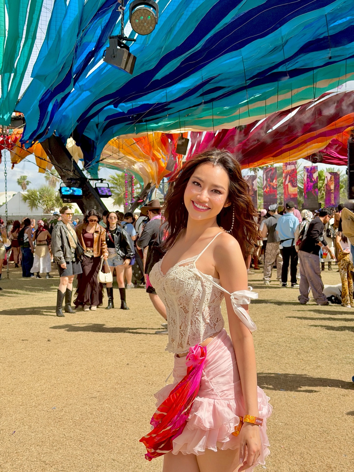 Động th&aacute;i lạ của &Aacute; hậu Tr&uacute;c Diễm sau khi casting Victoria's Secret- Ảnh 6.