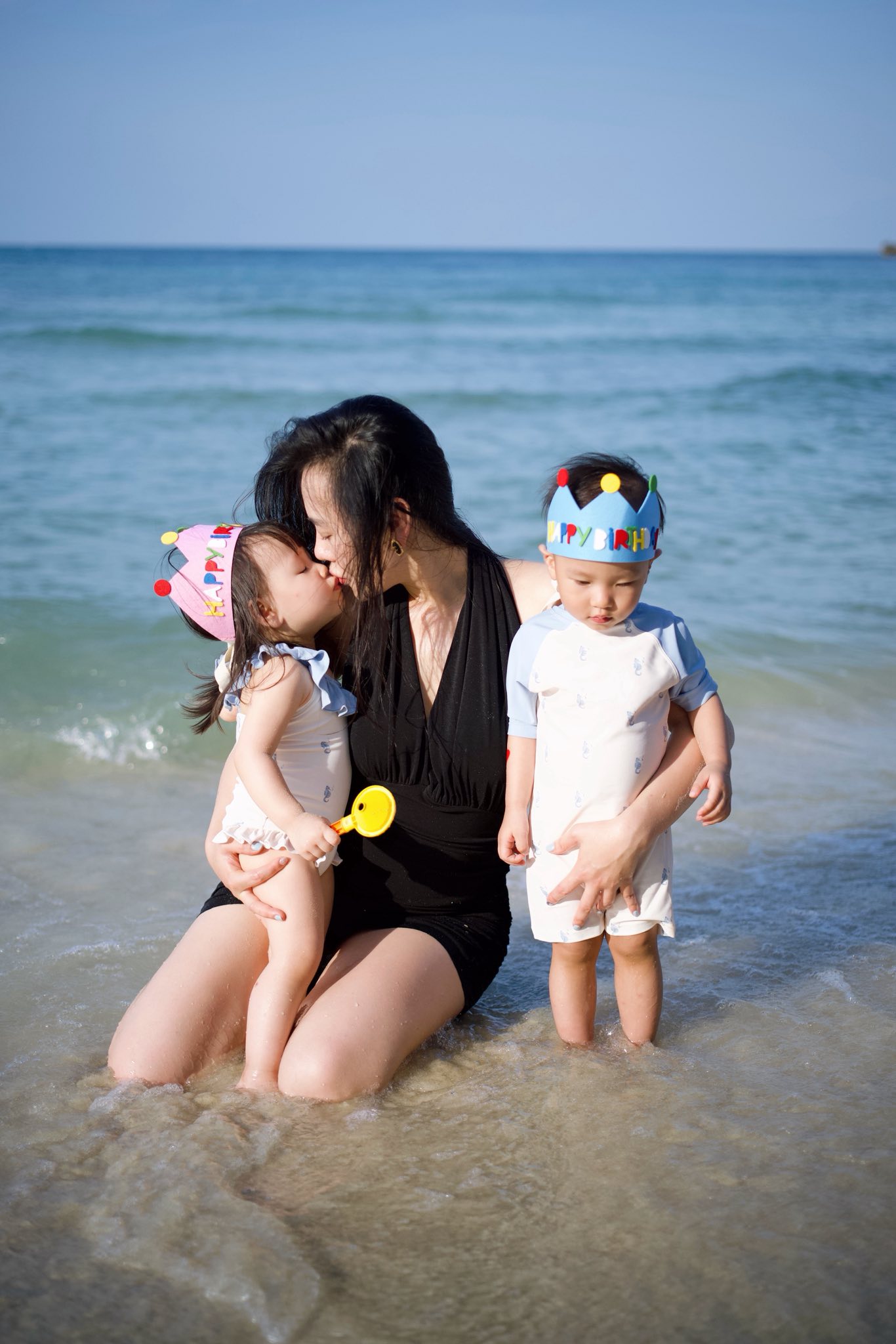 Diện mạo của &aacute;i nữ nh&agrave; Shark B&igrave;nh - Phương Oanh trở th&agrave;nh t&acirc;m điểm- Ảnh 2.