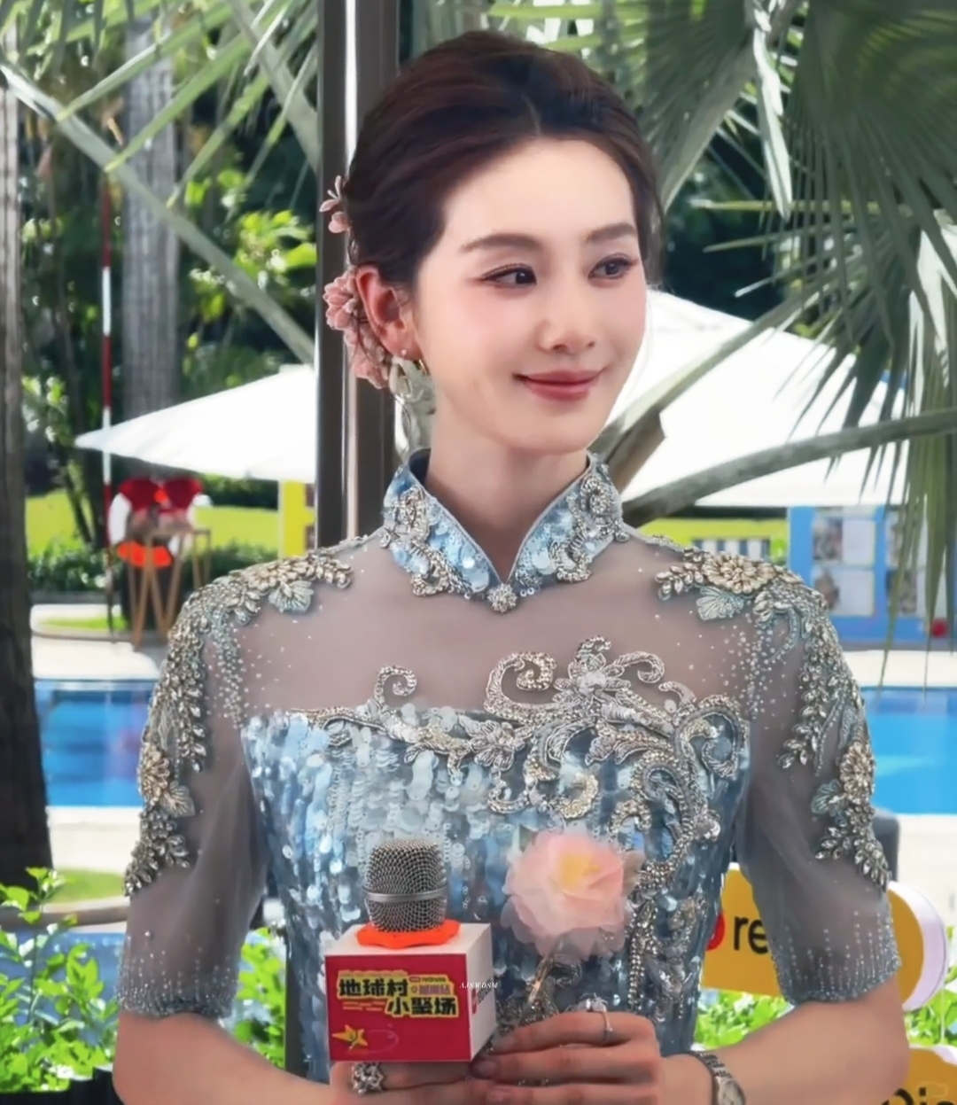 Mỹ nhân cổ điển đẹp nhất Trung Quốc đang ở Hà Nội: Visual bùng nổ dã man, rạng rỡ bất chấp nắng nóng kỷ lục- Ảnh 7. Mỹ nhân cổ điển đẹp nhất Trung Quốc đang ở Hà Nội: Visual bùng nổ dã man, rạng rỡ bất chấp nắng nóng kỷ lục- Ảnh 7.