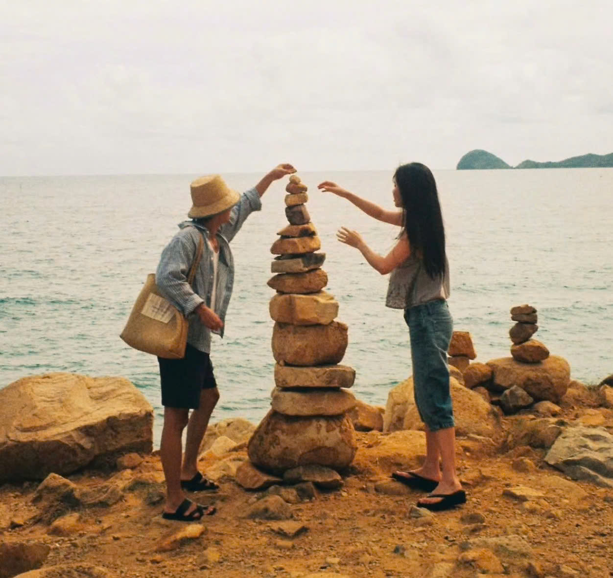 Tăng Duy T&acirc;n v&agrave; B&iacute;ch Phương: Kh&ocirc;ng x&aacute;c nhận, nhưng h&igrave;nh ảnh n&agrave;y n&oacute;i thay tất cả!- Ảnh 2.