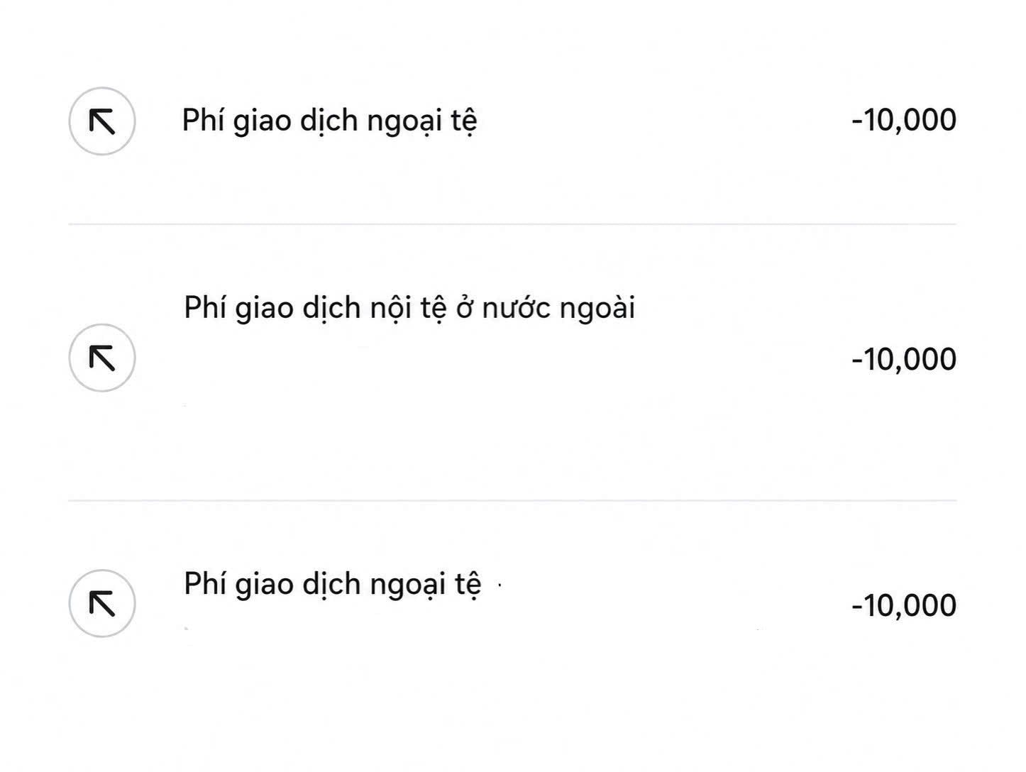Kiểm tra sao k&ecirc; ng&acirc;n h&agrave;ng, nhiều người ph&aacute;t hiện giao dịch từ 100.000 đồng bị trừ th&ecirc;m 10.000 đồng tiền ph&iacute;- Ảnh 1.