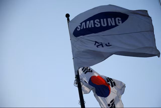 Samsung kiếm về "lợi nhuận khủng" th&igrave; l&agrave; việc của họ, tại sao c&oacute; 48.000 người lại muốn được chia phần?- Ảnh 3.