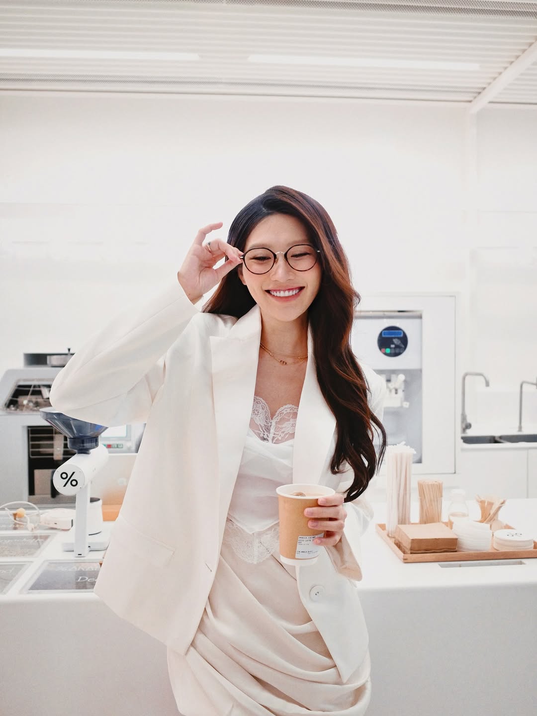 D&acirc;u h&agrave;o m&ocirc;n giản dị nhất Việt Nam: Sinh con xong "đẹp như chưa từng đẻ", mặc đơn giản m&agrave; sang ngời ngời- Ảnh 7.