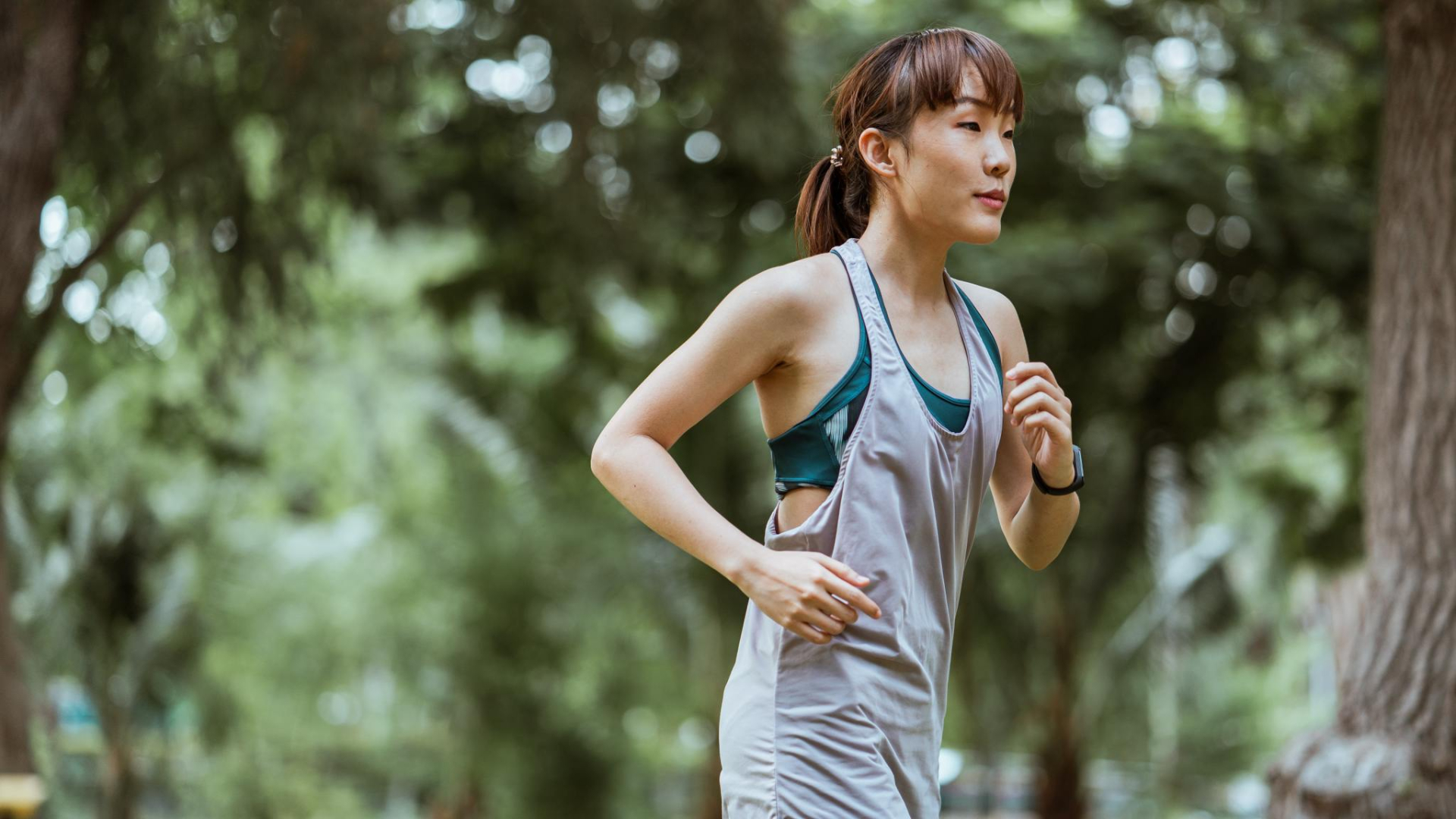 Hẹn đối t&aacute;c chạy bộ 5-10 km rồi b&agrave;n c&ocirc;ng chuyện đang l&agrave; mốt, đi ăn đi c&agrave; ph&ecirc; qu&aacute; &ldquo;lỗi thời&rdquo; rồi- Ảnh 1.