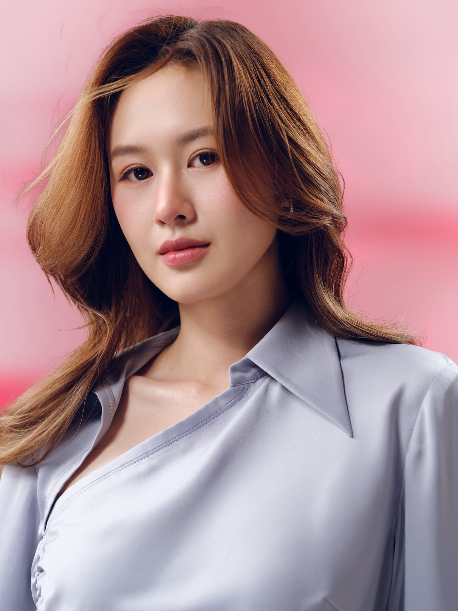 Mỹ nhân thăng hạng nhan sắc đỉnh nhất Vbiz: Thua Hoa hậu mỗi cái vương miện, Tiểu Vy đứng cạnh cũng phải lép vế- Ảnh 5. Mỹ nhân thăng hạng nhan sắc đỉnh nhất Vbiz: Thua Hoa hậu mỗi cái vương miện, Tiểu Vy đứng cạnh cũng phải lép vế- Ảnh 5.