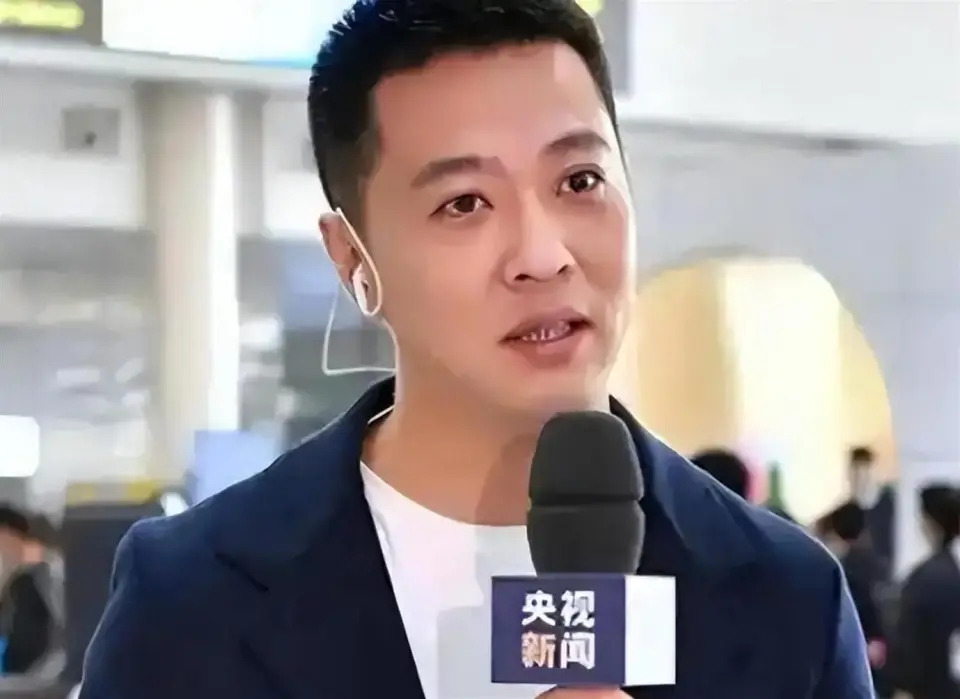 Nam MC điển trai nhất CCTV qua đời chỉ sau 15 ng&agrave;y ph&aacute;t hiện ung thư, b&aacute;c sĩ nhắc: Đừng chờ ho mới kh&aacute;m! - Ảnh 2.