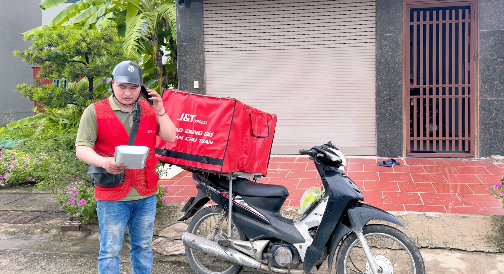 H&agrave;nh tr&igrave;nh của những Shipper 5 sao tại J&T Express - Ảnh 4.
