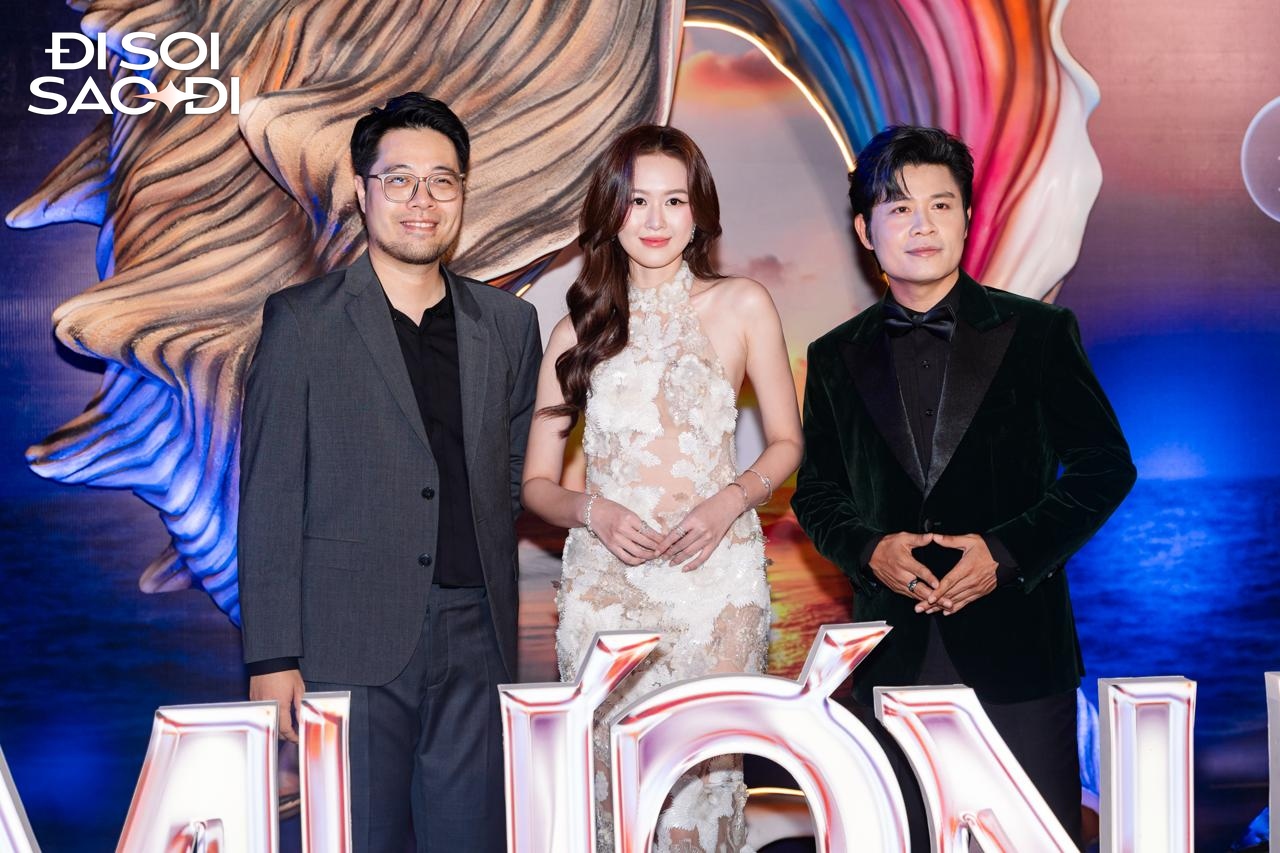 Thảm đỏ HOT nhất hôm nay: Tiểu Vy đẹp lấn át Thanh Thủy - Thiên Ân, Hòa Minzy xinh yêu như công chúa- Ảnh 6. Thảm đỏ HOT nhất hôm nay: Tiểu Vy đẹp lấn át Thanh Thủy - Thiên Ân, Hòa Minzy xinh yêu như công chúa- Ảnh 6.