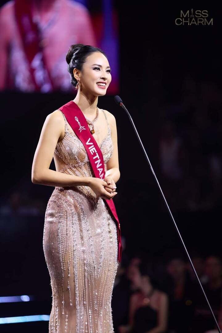 &Aacute; hậu Việt vừa nhận bằng thạc sĩ tại Mỹ: Học vấn nổi bật, từng l&agrave;m BTV của VTV- Ảnh 5.