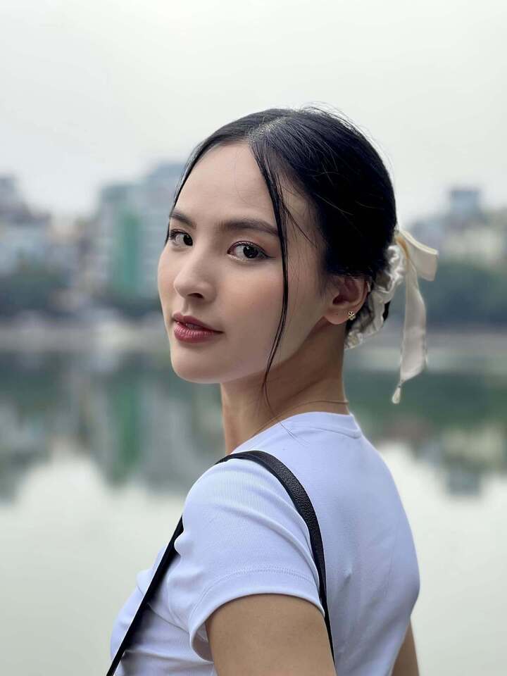 &Aacute; hậu Việt vừa nhận bằng thạc sĩ tại Mỹ: Học vấn nổi bật, từng l&agrave;m BTV của VTV- Ảnh 10.