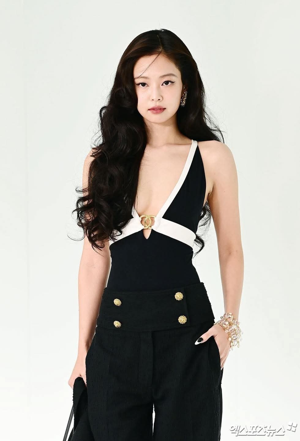 "Lụy" Jennie 10 năm trước: Visual qu&aacute; đỉnh, style đến giờ vẫn chẳng lỗi thời - Ảnh 3.