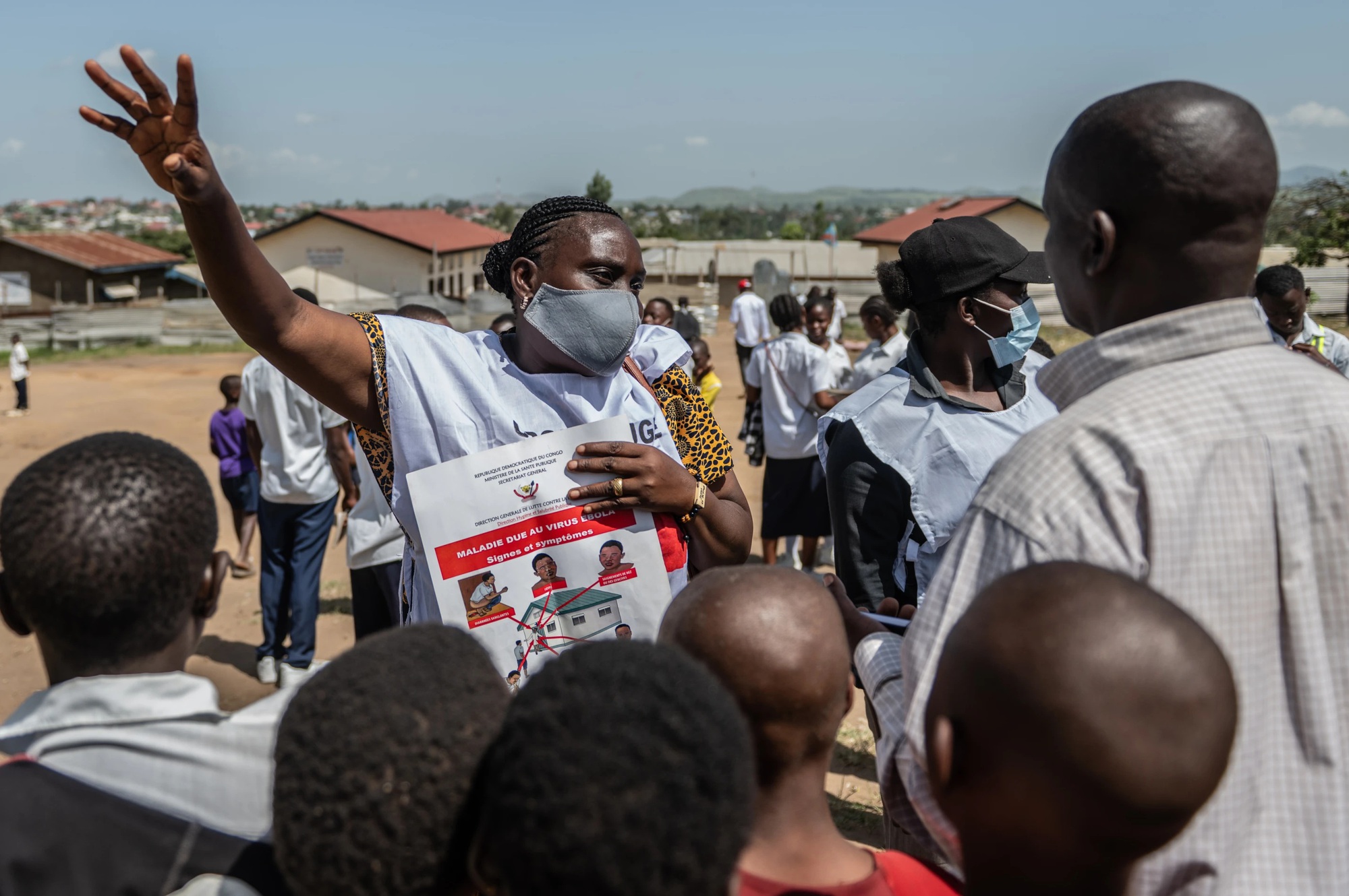 Cảnh báo đáng lo về dịch Ebola - Ảnh 1. Cảnh báo đáng lo về dịch Ebola - Ảnh 1.