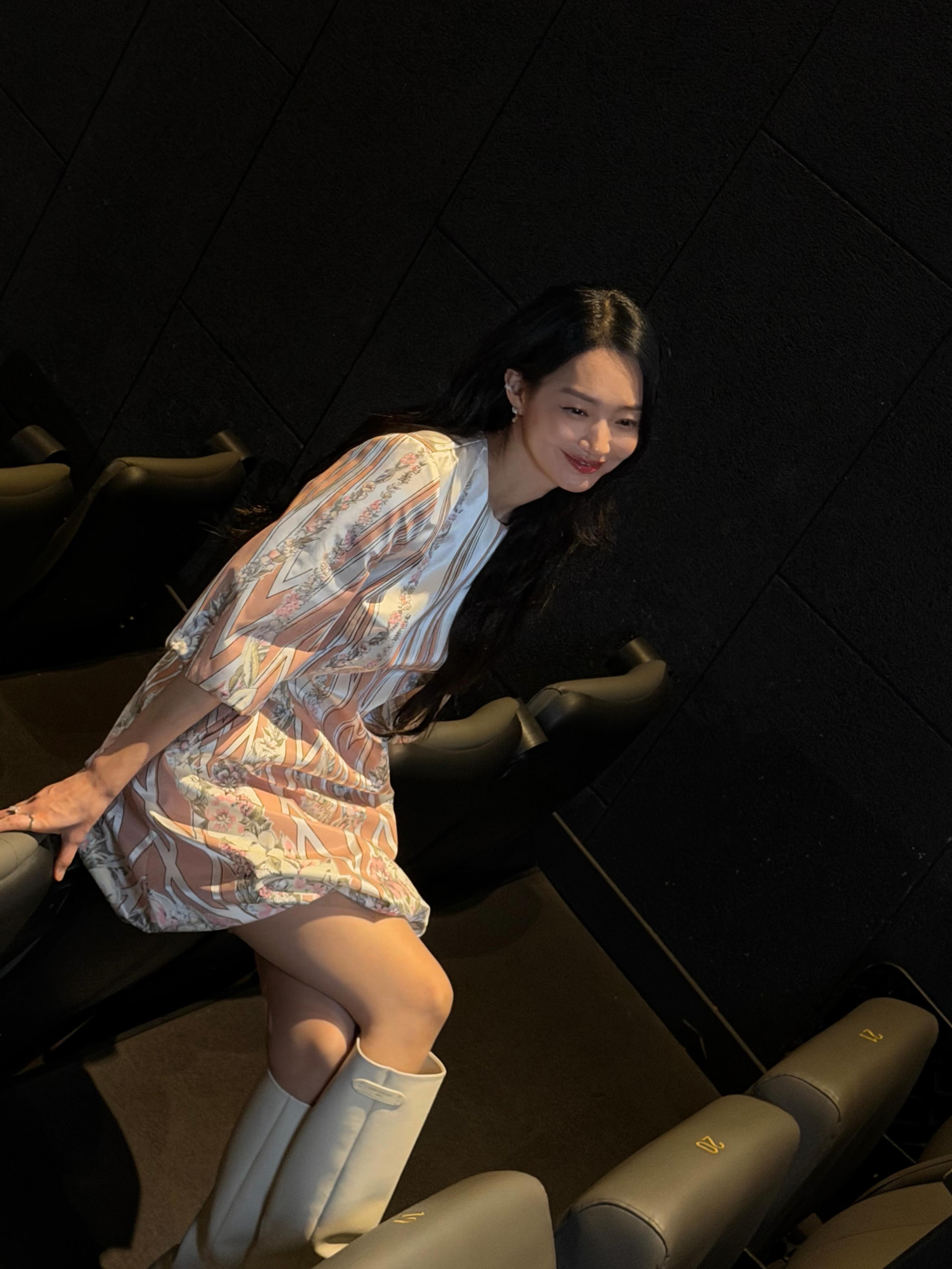 Shin Min Ah đ&atilde; l&agrave;m g&igrave; với gương mặt vậy?- Ảnh 6.