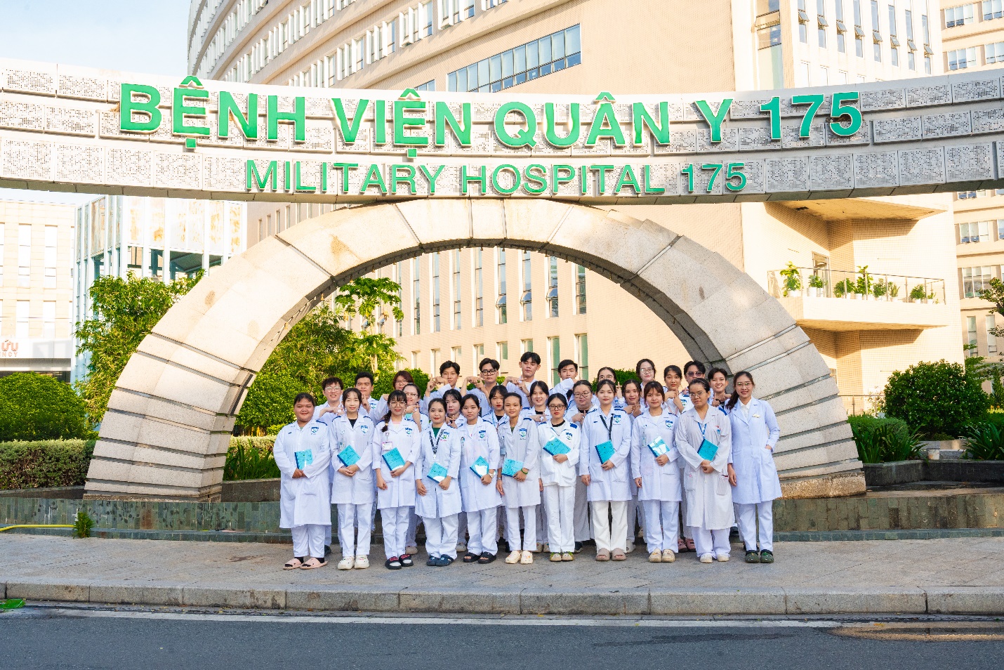 HUTECH chính thức tuyển sinh ngành Y khoa, trao học bổng 30% cho thí sinh toàn quốc - Ảnh 4. HUTECH chính thức tuyển sinh ngành Y khoa, trao học bổng 30% cho thí sinh toàn quốc - Ảnh 4.