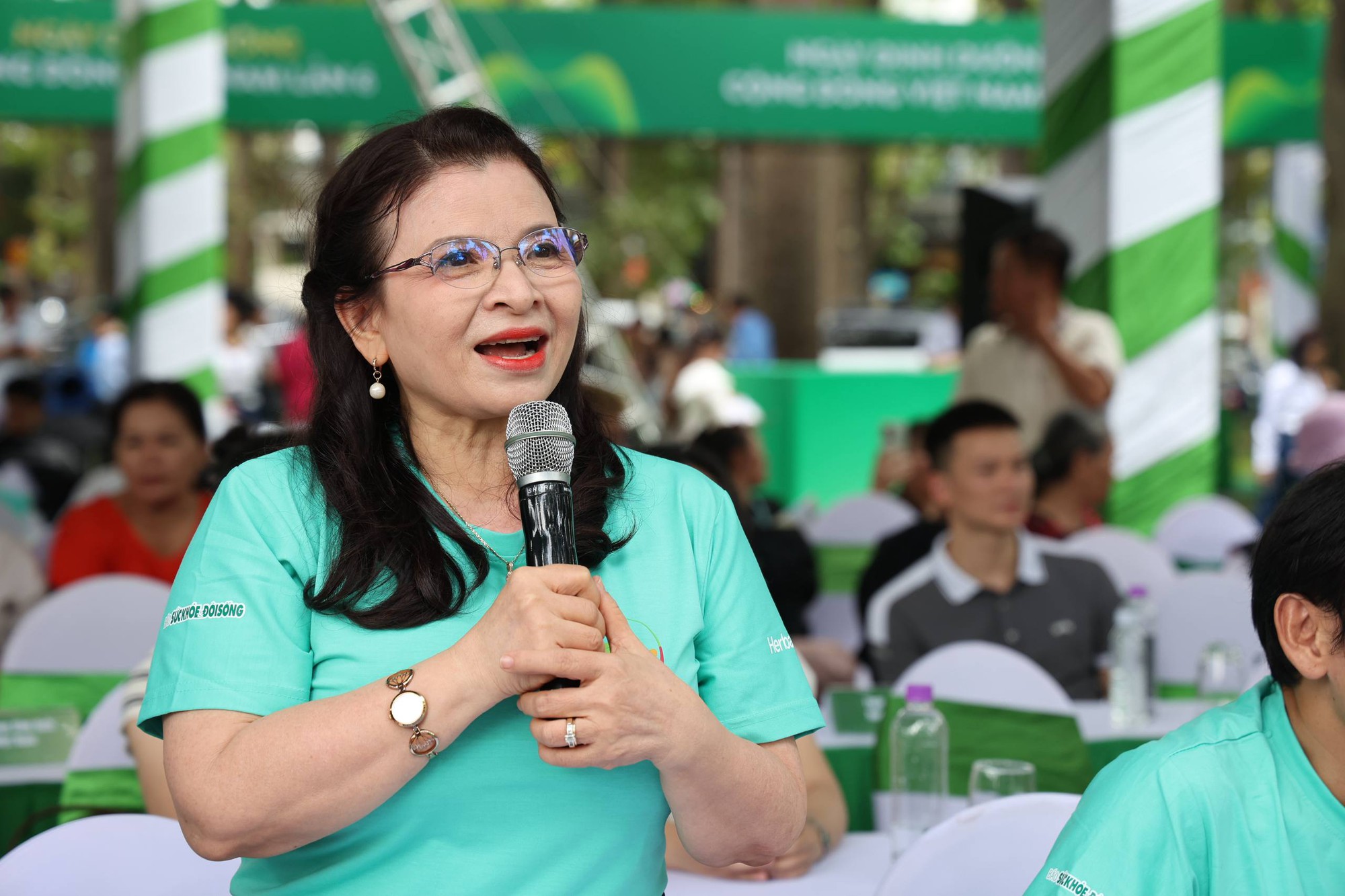Qua 6 mùa Ngày Dinh dưỡng cộng đồng Việt Nam: Gần 10.000 người dân được tư vấn sức khỏe, dinh dưỡng miễn phí - Ảnh 4. Qua 6 mùa Ngày Dinh dưỡng cộng đồng Việt Nam: Gần 10.000 người dân được tư vấn sức khỏe, dinh dưỡng miễn phí - Ảnh 4.