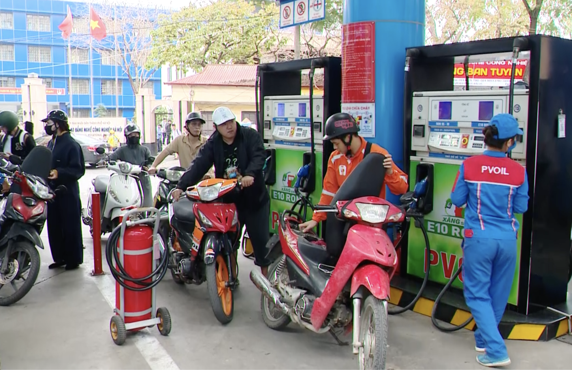 Chuyên gia: Yên tâm sử dụng xăng E10 - Ảnh 2.