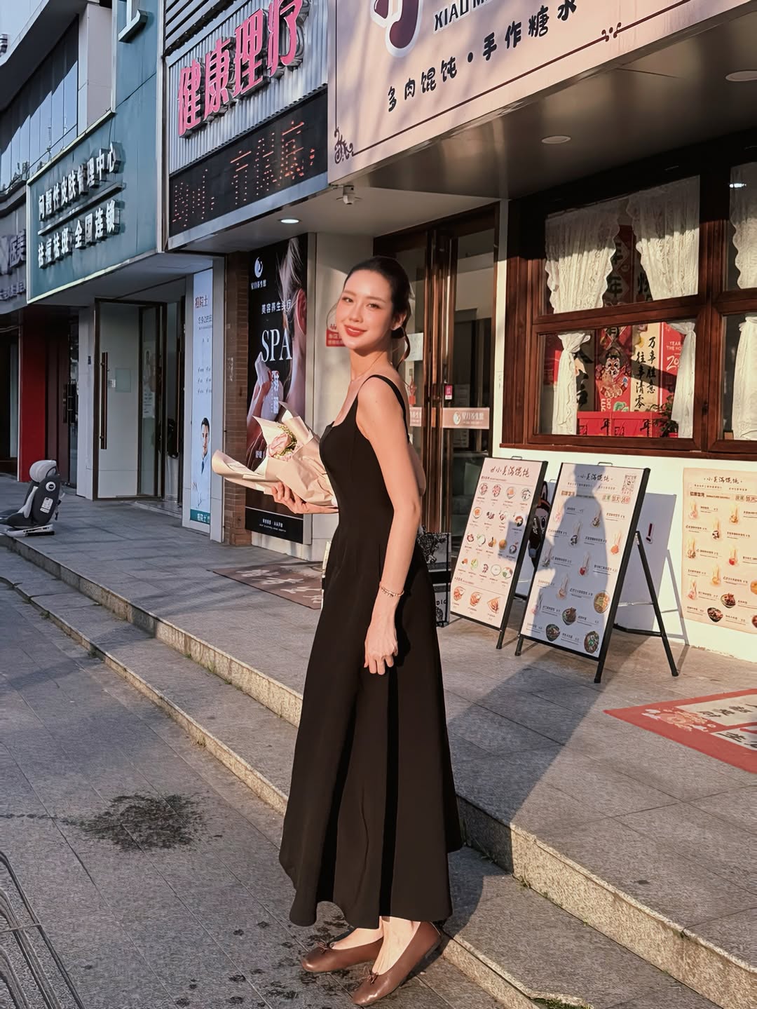 Mỹ nh&acirc;n cao nhất showbiz mặc đẹp kh&ocirc;ng trượt ph&aacute;t n&agrave;o, xuất hiện ở đ&acirc;u cũng l&agrave; t&acirc;m điểm - Ảnh 4.