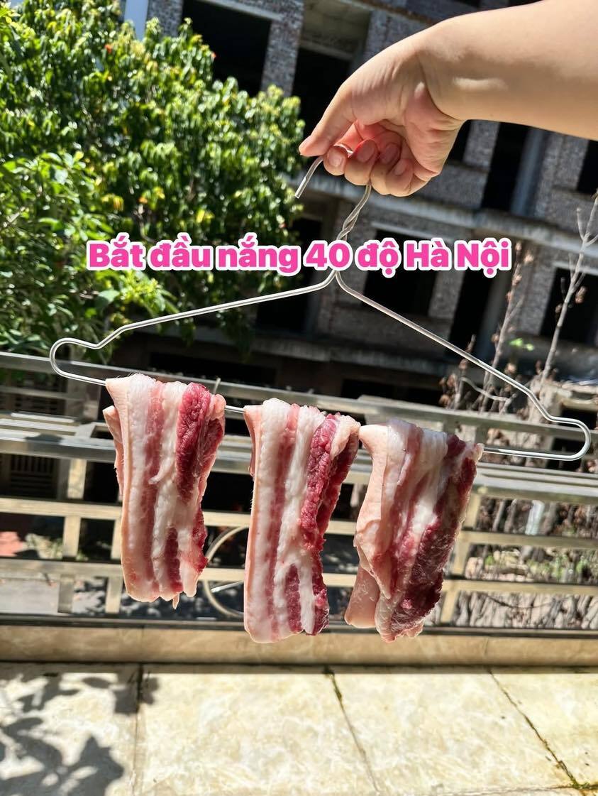 Nắng n&oacute;ng đỉnh điểm, m&oacute;n thịt heo một nắng đang hot MXH: Trước khi đem phơi kh&ocirc; đừng qu&ecirc;n c&aacute;c thao t&aacute;c n&agrave;y!- Ảnh 2.