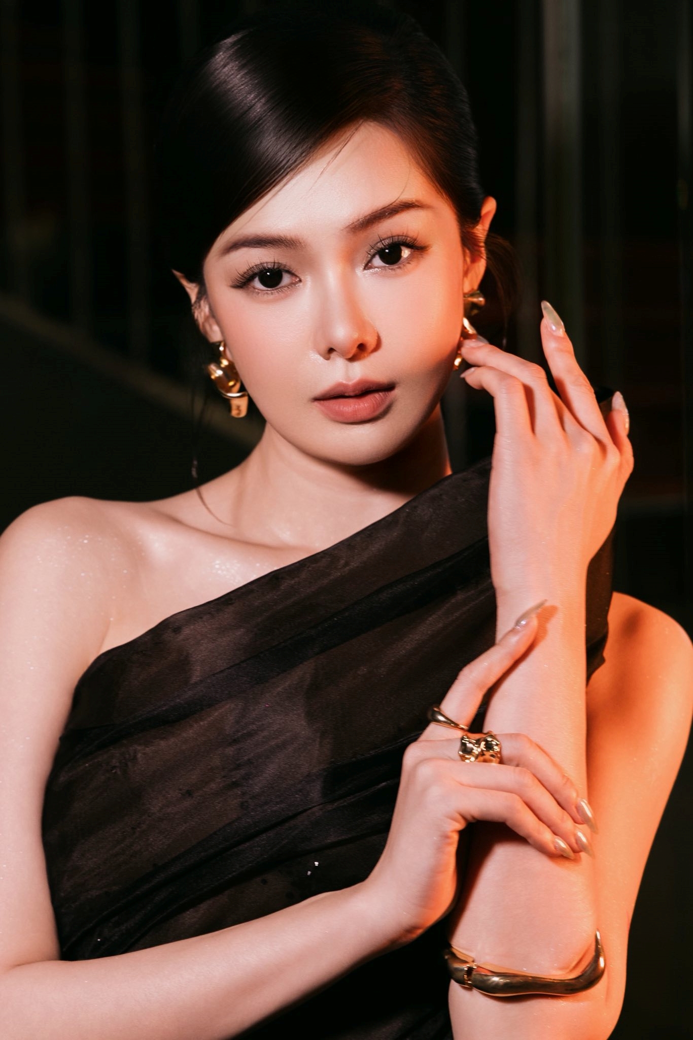 Bắt gặp cặp đ&ocirc;i Vbiz coi nhau như người lạ ở sự kiện, netizen tiếc đứt ruột mối t&igrave;nh đẹp như mơ- Ảnh 6.