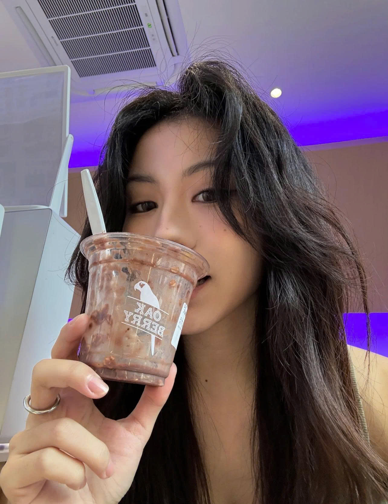 Giải mã cơn sốt Açaí Bowl khuynh đảo Sài Gòn: Tô sinh tố 200.000đ khiến giới trẻ sẵn sàng xuống tiền để đu theo idol - Ảnh 7.