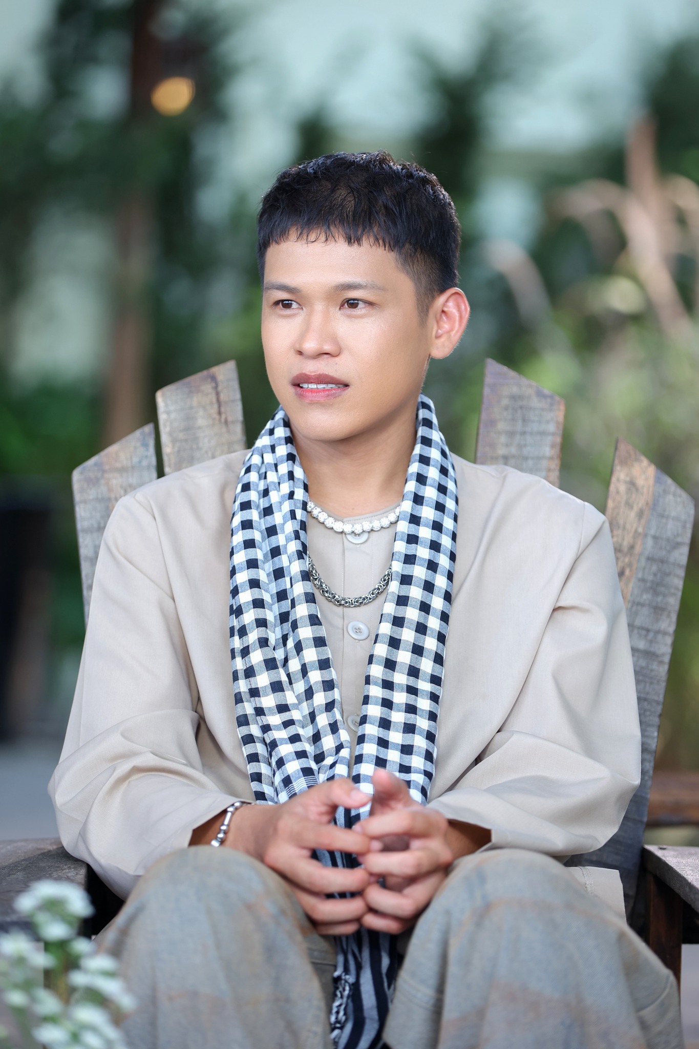 Nghệ sĩ xuất th&acirc;n miền T&acirc;y bị ung thư, nay t&aacute;i xuất rực rỡ với bản hit về qu&acirc;n nh&acirc;n hot cả nước- Ảnh 5.