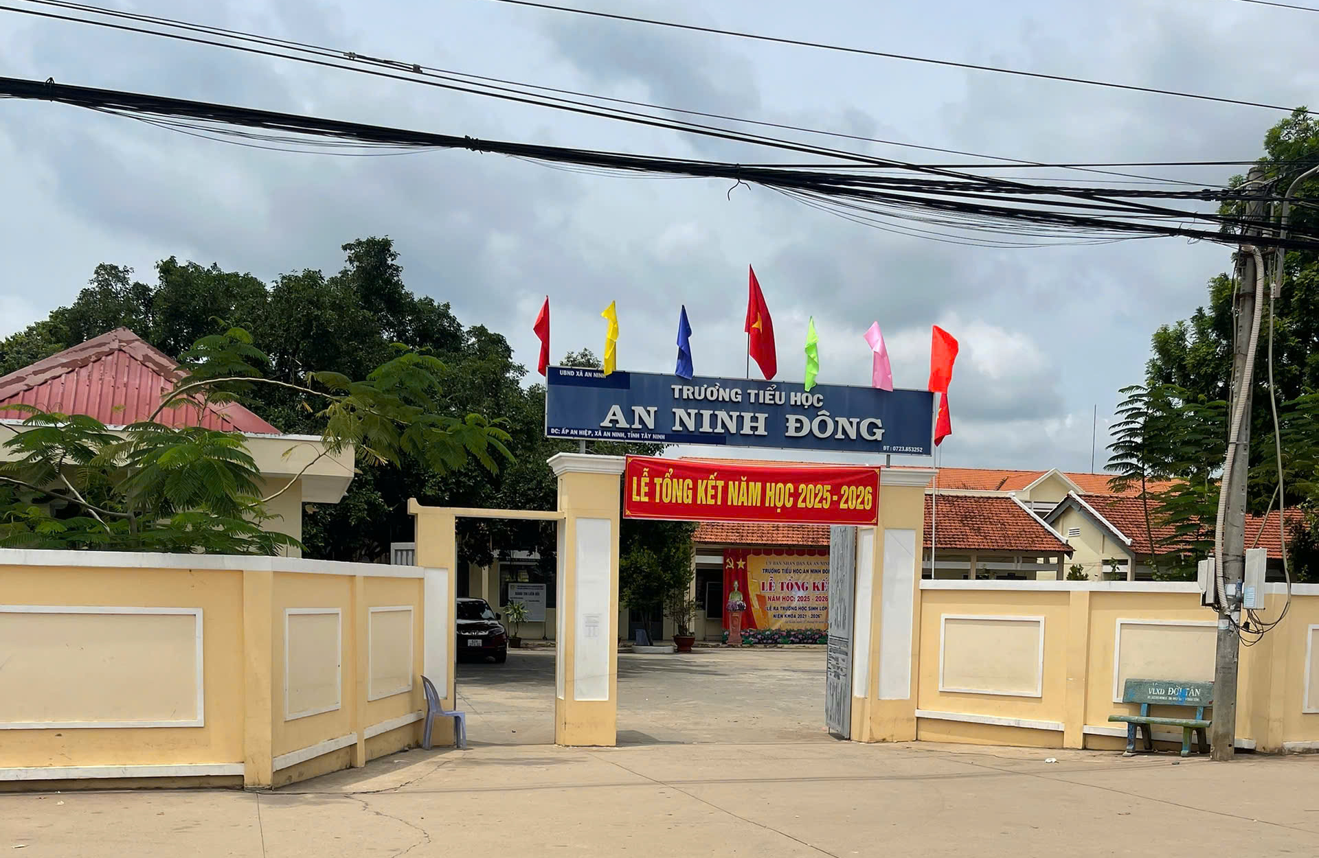 Trước ng&agrave;y nghỉ h&egrave;, 1 nam sinh lớp 5 nhập viện cấp cứu v&igrave; bị bạn "t&aacute;c động" - Ảnh 1.
