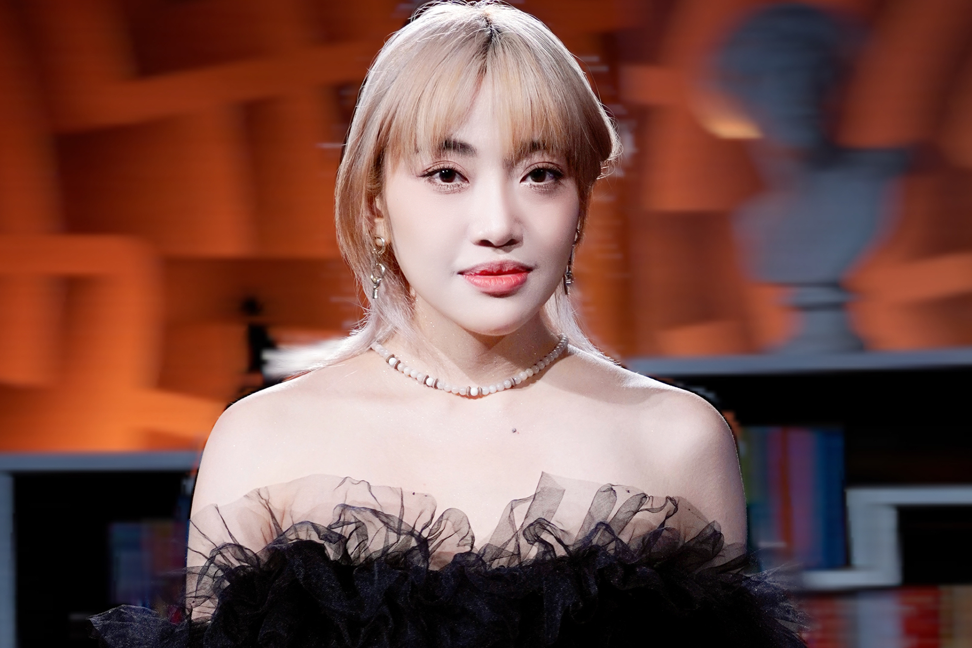 Đầu tư MV 5 triệu đồng, nữ ca sĩ Việt c&oacute; hit để đời rồi lặn mất tăm kh&ocirc;ng ai biết  - Ảnh 7.