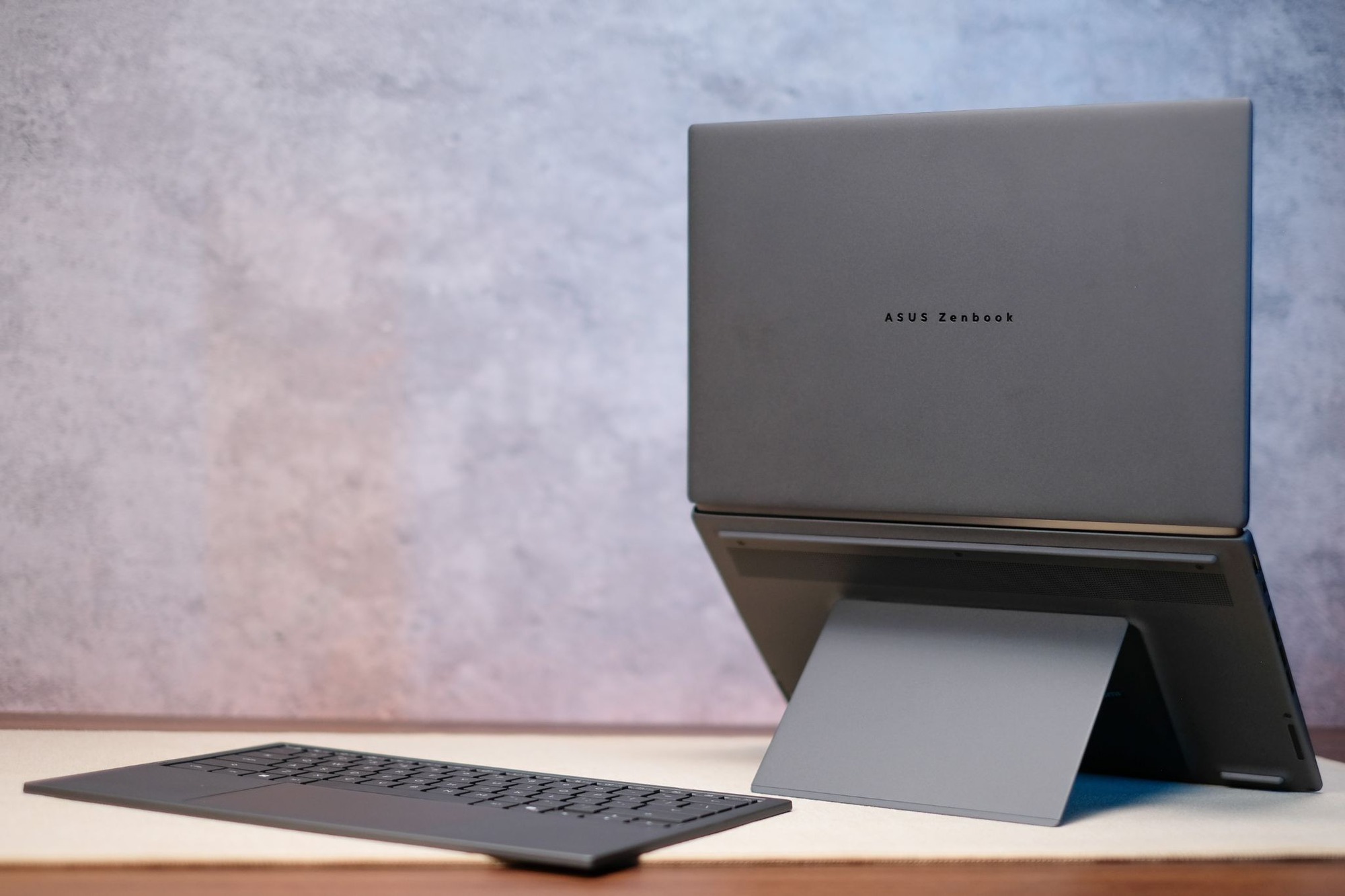 Laptop hai m&agrave;n h&igrave;nh thay đổi c&aacute;ch t&ocirc;i l&agrave;m việc như thế n&agrave;o? - Ảnh 5.