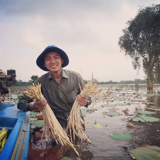 Con người thật của Khoai Lang Thang g&acirc;y ch&uacute; &yacute;- Ảnh 1.