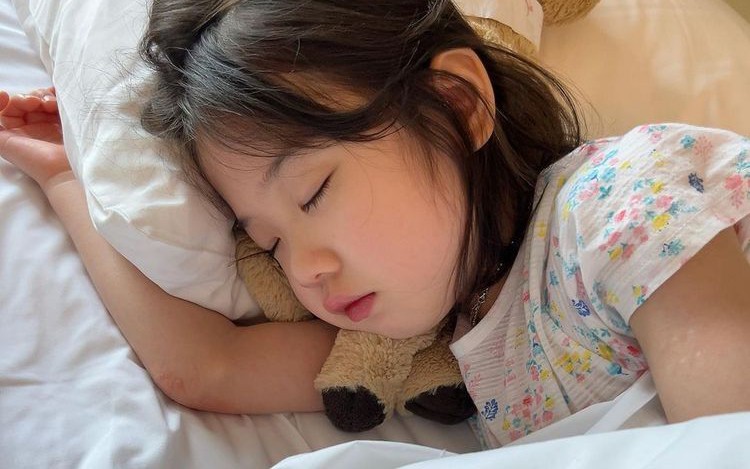 Chàng trai 28 tuổi tử vong trong đêm trước ngày cưới chỉ vì món thịt gà - Ảnh 2.