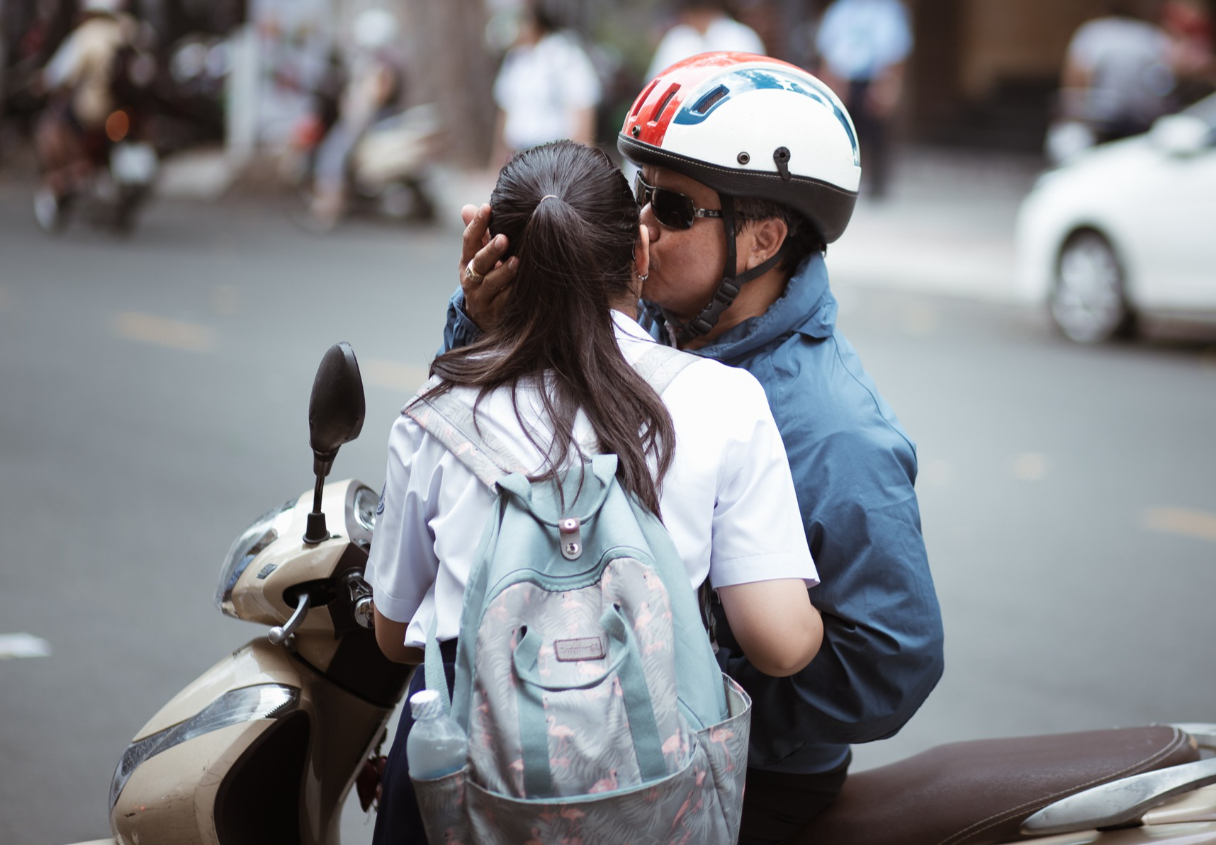 Cha mẹ EQ cao KH&Ocirc;NG l&agrave;m 4 điều n&agrave;y trước ng&agrave;y con thi lớp 10- Ảnh 1.