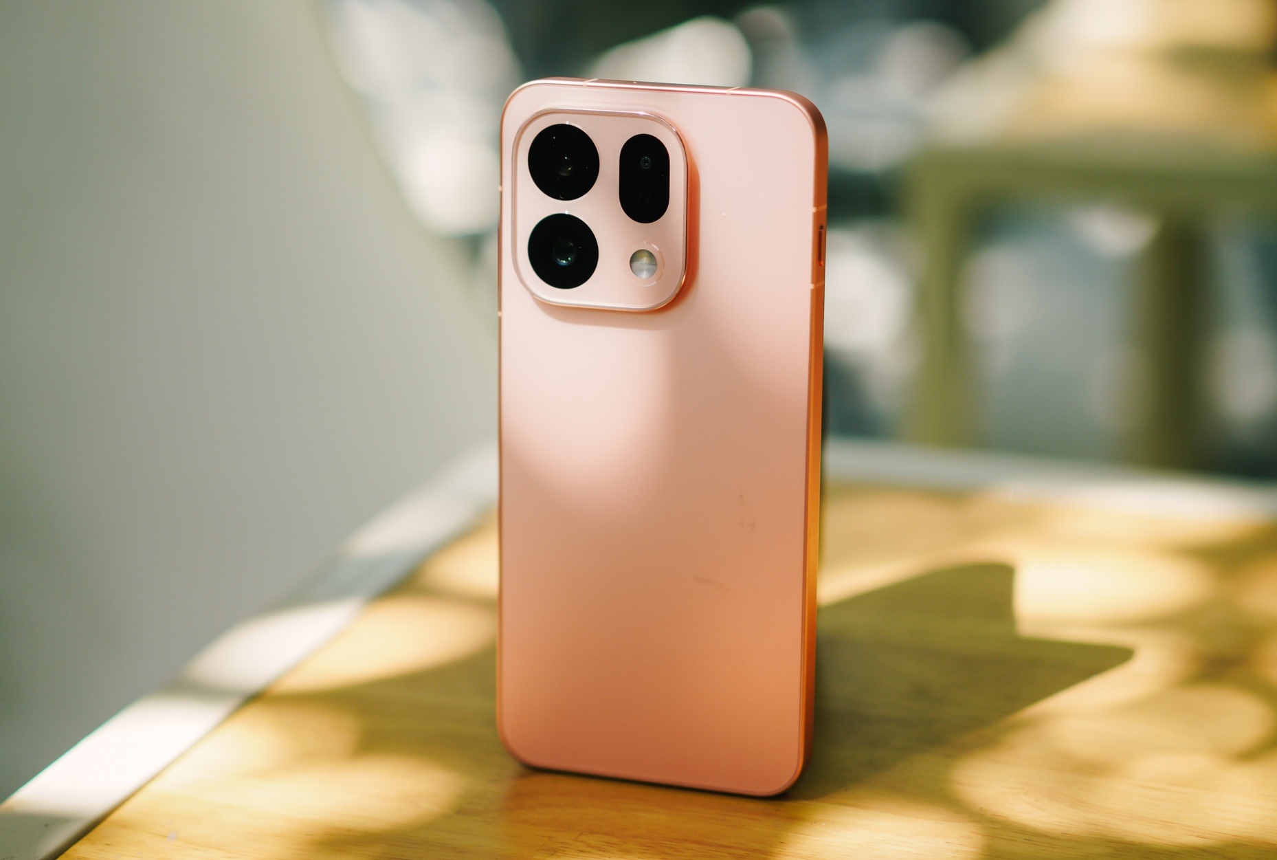 Trải nghiệm camera OPPO Find X9S tại m&ugrave;a Phật đản Huế: Khi smartphone bắt trọn được sắc m&agrave;u lễ hội - Ảnh 1.