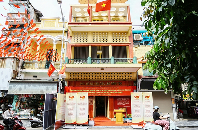 Tin rất vui: Bộ Nội Vụ chốt lịch nghỉ lễ sắp tới, người dân Việt Nam sẽ được nghỉ gần 1 tuần- Ảnh 4.