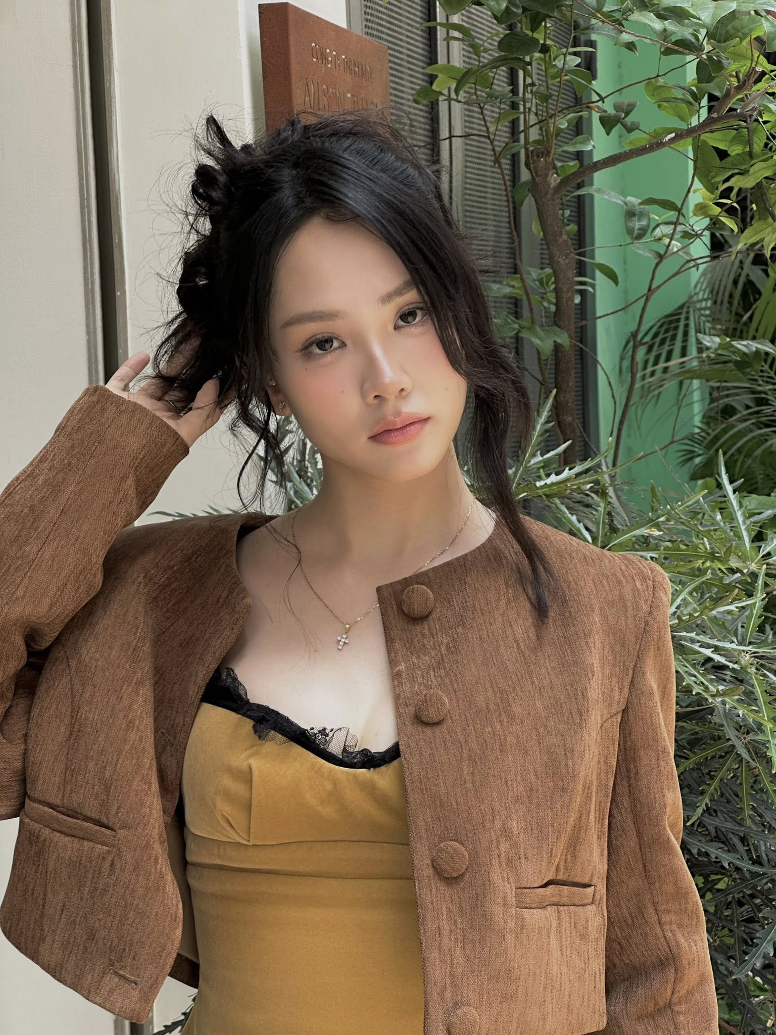 Nữ ch&iacute;nh đẹp nhất cuộc chiến phim lễ 30/4: Nhan sắc trong trẻo tựa sương mai, đ&ocirc;i mắt lấp l&aacute;nh như hạt ngọc- Ảnh 4.