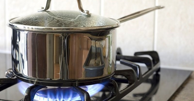 Lời khuy&ecirc;n đến những gia đ&igrave;nh đang d&ugrave;ng m&aacute;y h&uacute;t bụi - Ảnh 1.