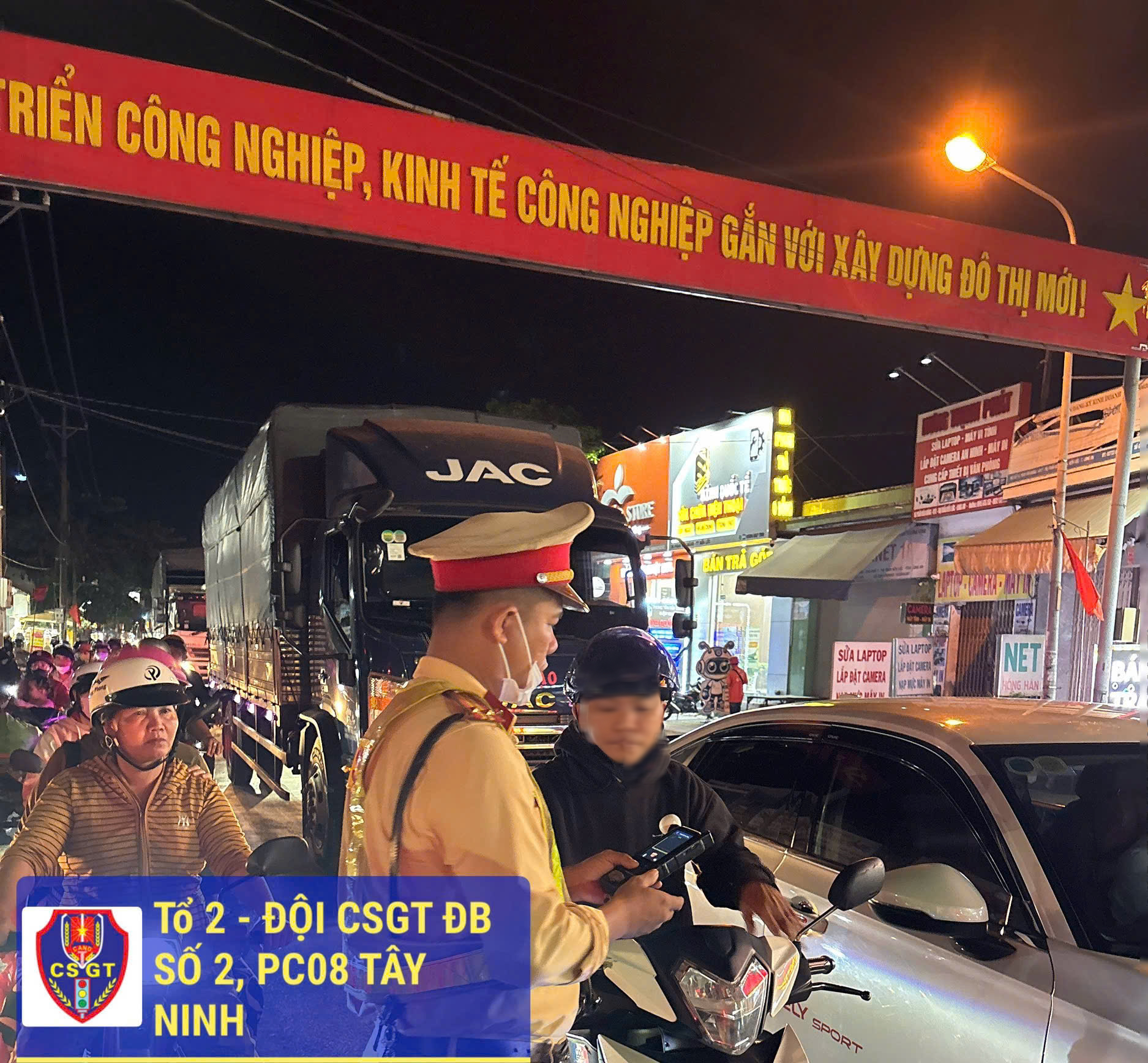 Tây Ninh kiểm tra hơn 4 . 000 Xe , gần 150 vi phạm nồng độ cồn trong lễ hội 2026 - Ảnh 3.