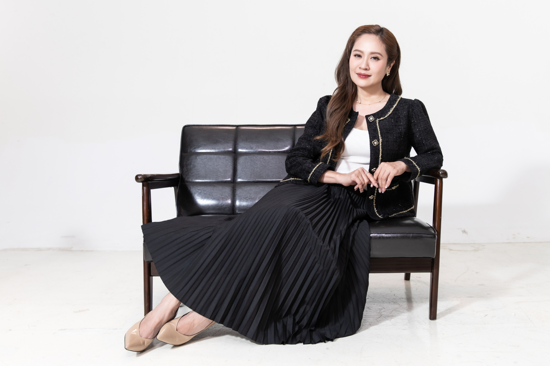 Thanh Thu&yacute;: "C&oacute; người hỏi vợ chồng t&ocirc;i c&oacute; lục đục ly dị kh&ocirc;ng, l&uacute;c đ&oacute; t&ocirc;i kh&ocirc;ng d&aacute;m n&oacute;i"- Ảnh 2.