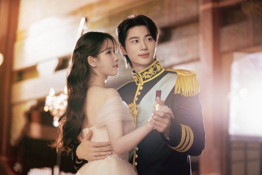 Cứ 10 người H&agrave;n Quốc th&igrave; c&oacute; 4 người xem, Perfect Crown vẫn bị chỉ tr&iacute;ch x&uacute;c phạm lịch sử d&acirc;n tộc- Ảnh 1.