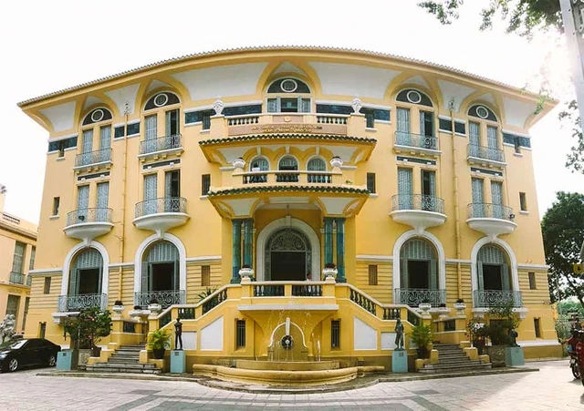 Gương mặt đ&aacute;ng sợ của thi&ecirc;n kim tiểu thư sống trong biệt thự 99 cửa ở S&agrave;i G&ograve;n- Ảnh 3.