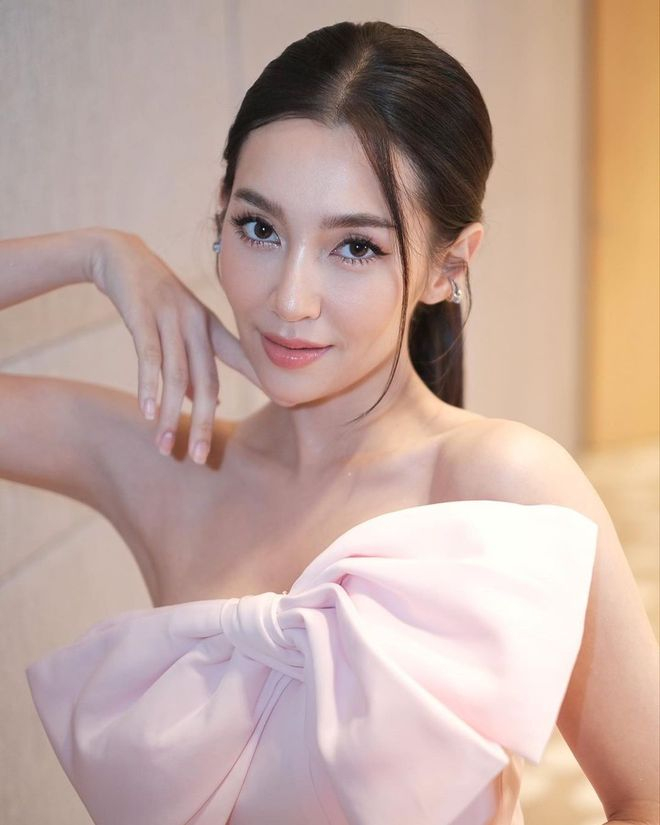 Top 9 mỹ nh&acirc;n Th&aacute;i Lan c&oacute; nhan sắc được v&iacute; như b&aacute;u vật quốc gia- Ảnh 2.