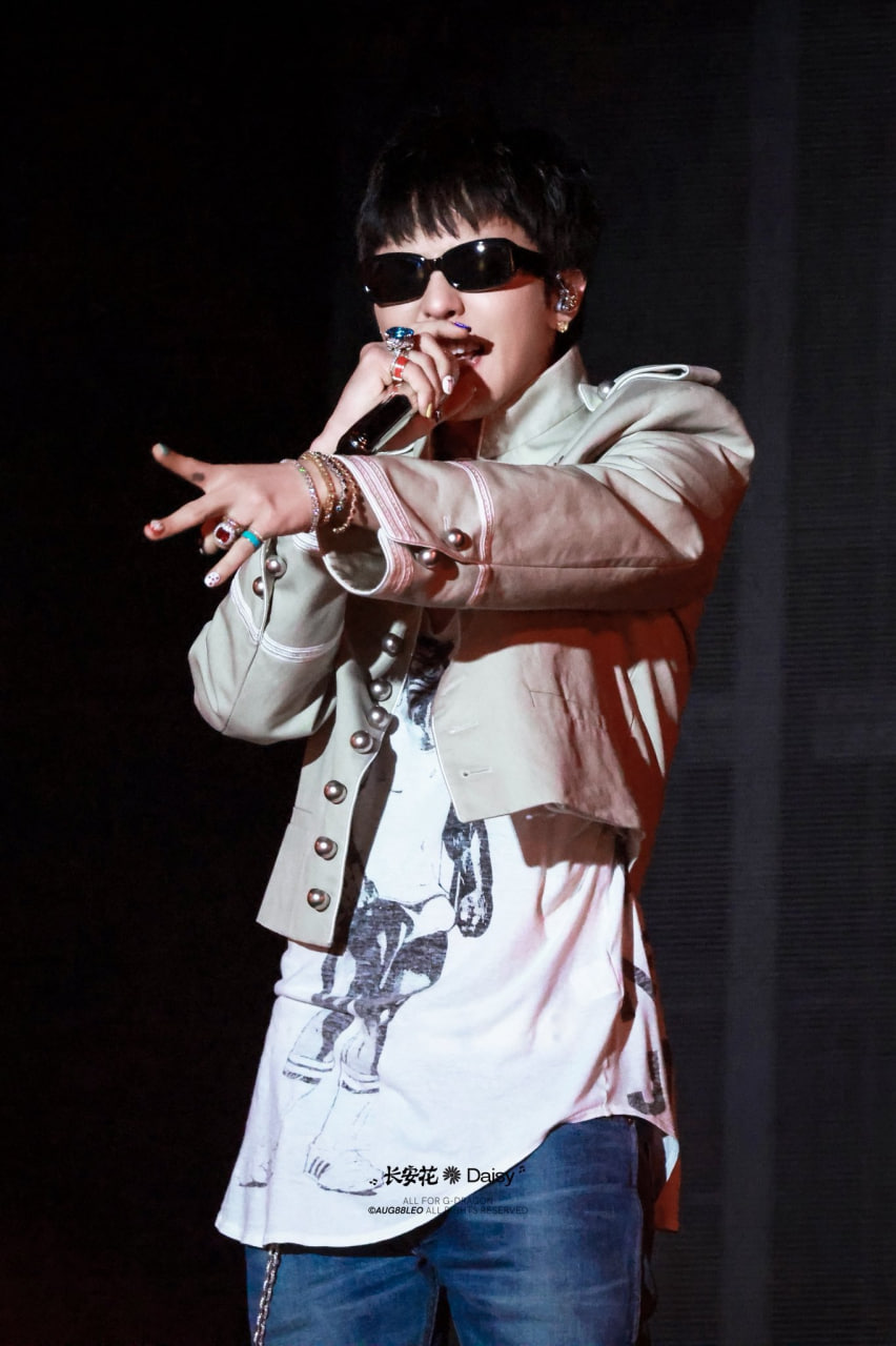 Dừng concert c&oacute; G-DRAGON, đ&aacute;m đ&ocirc;ng hỗn loạn kh&oacute; kiểm so&aacute;t - Ảnh 6.