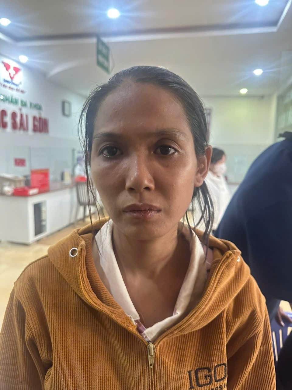Tìm 5 người liên quan vụ bé 2 tuổi bị mẹ ruột và cha dượng bạo hành dã man ở TP.HCM- Ảnh 2. Tìm 5 người liên quan vụ bé 2 tuổi bị mẹ ruột và cha dượng bạo hành dã man ở TP.HCM- Ảnh 2.