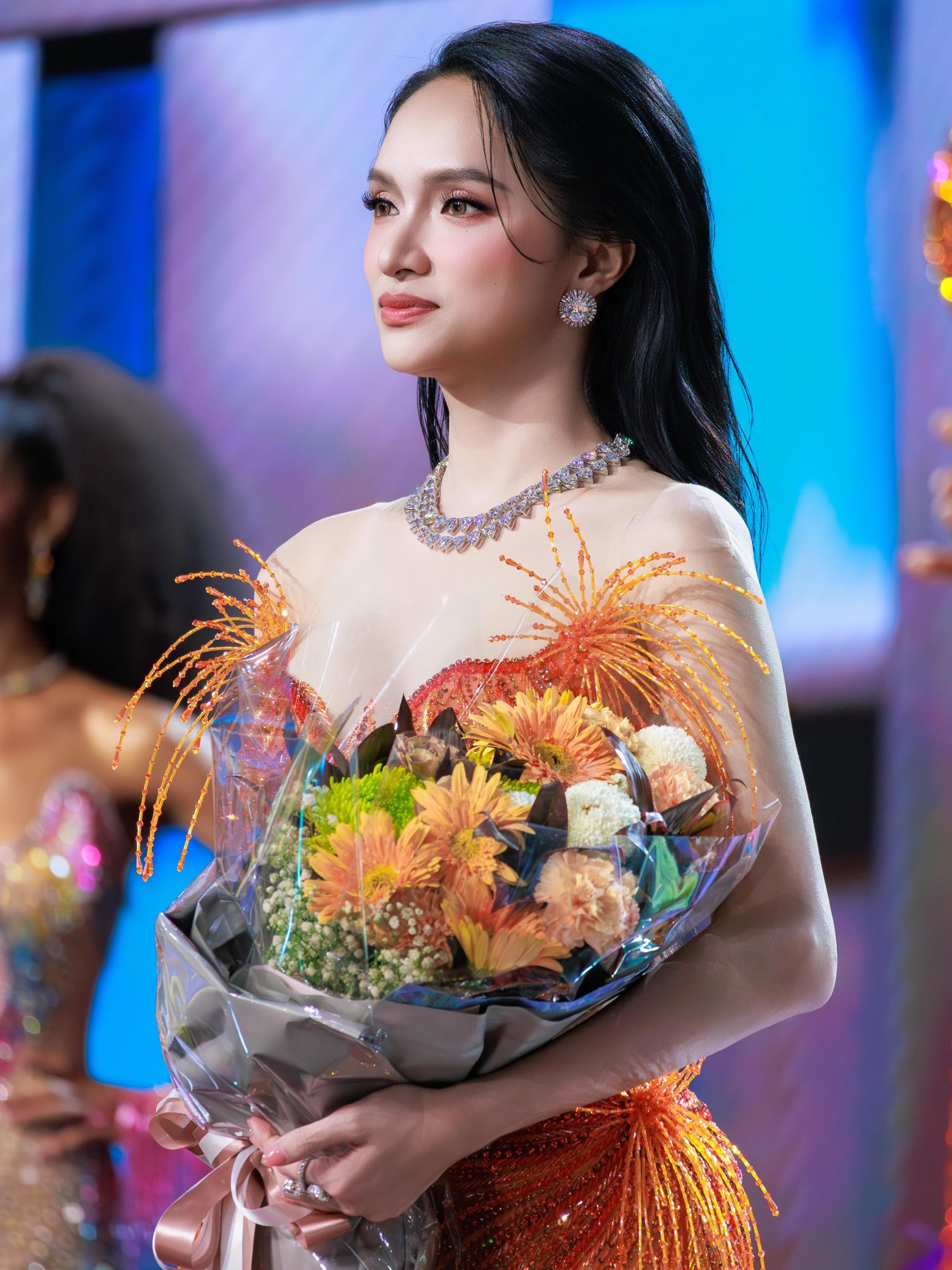 V&igrave; sao 5 tỷ đồng vẫn kh&ocirc;ng thể đưa Hương Giang đăng quang Miss Grand?- Ảnh 7.